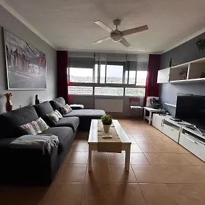 https://158-santa-cruz-pool-on-the-city-by-suneyrents.tenerifehoteles.net
